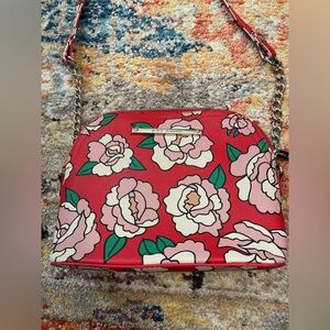 Betsy Johnson chain link cross body bag